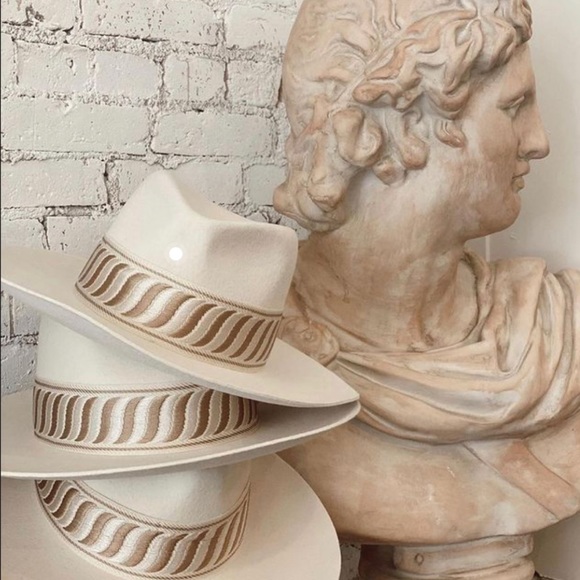 The Lydia - Picture 3 of 3